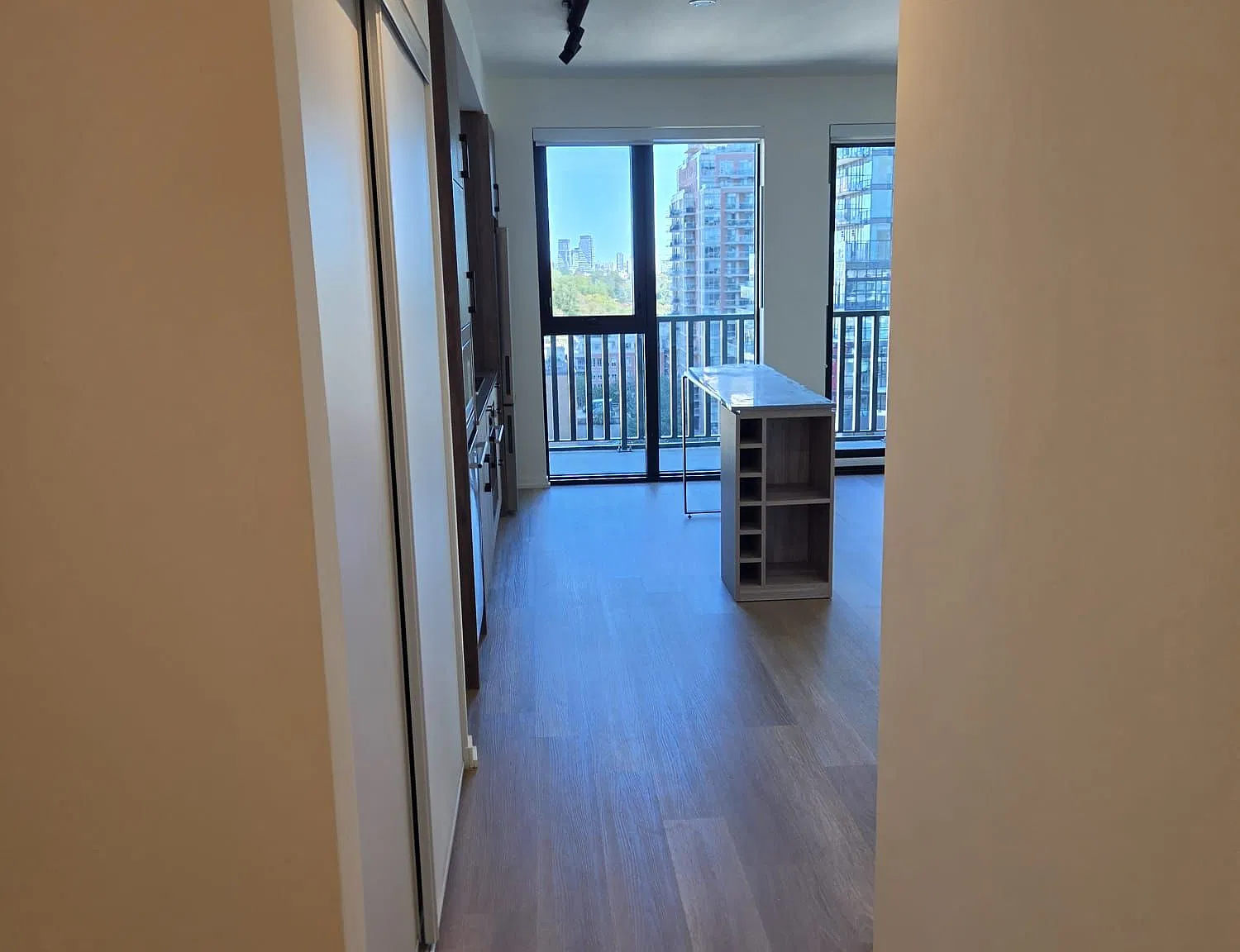 3 bed, $3,500 — Photo 3