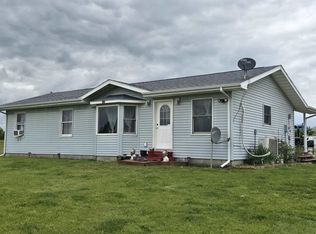 4672 Knight Rd, Sterling, MI 48659