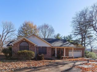 60 Montclair Dr, Jackson, TN 38301