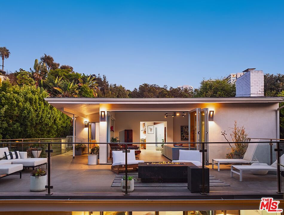 1st image of 279 Mabery Rd