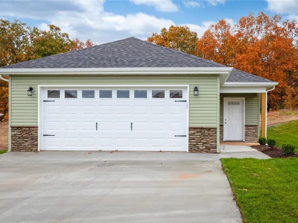 105 Daniels Ct, Saint Robert, MO 65584