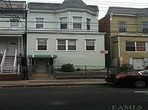 2nd image of 1518 Commonwealth Ave