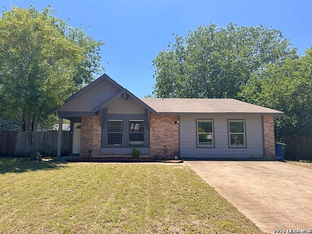 4 bed, 1668 sqft, $1,950 — Photo 1