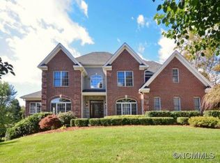10 Manningfield Dr, Fletcher, NC 28732