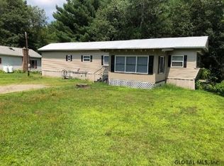 36 Cedar Hill Dr, Schroon Lake, NY 12870