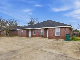 585 N Perkins Ferry Rd, Lake Charles, LA