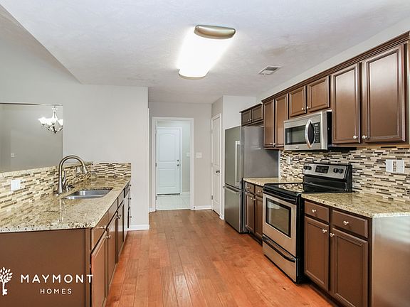 5th image of 3412 Grove Landing Cir