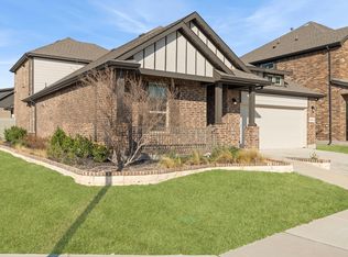 2012 13th St, Argyle, TX 76226