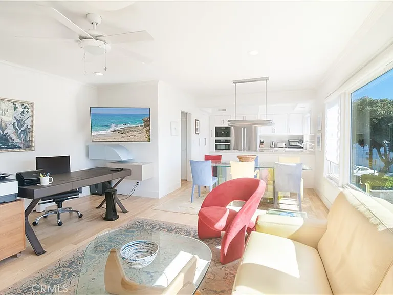 251 Lower Cliff Dr #15 — Photo 7