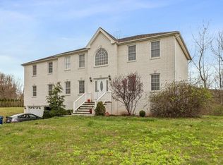 24 Carters Way, Seekonk, MA 02771