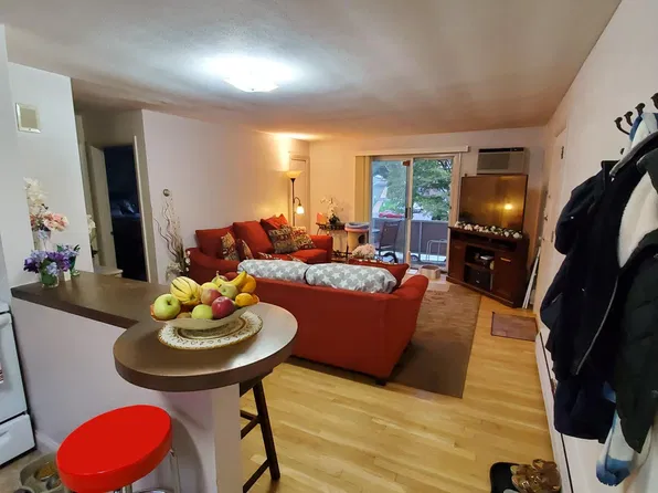35 Lionel Ave APT F, Waltham, MA 02452