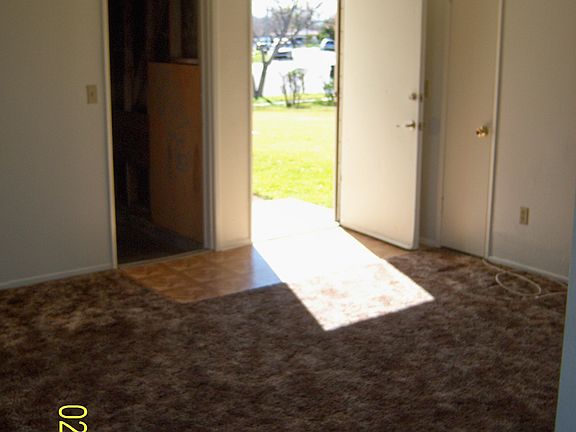 3rd image of 2623 N San Carlo Ave