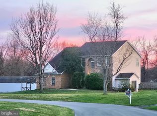 461 Apple Cross Rd, Harpers Ferry, WV 25425