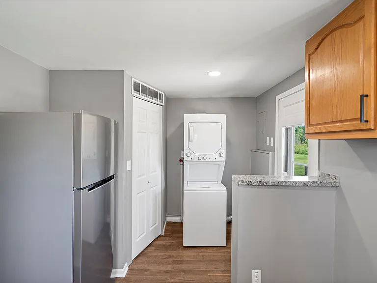 7784 River Rd — Photo 12