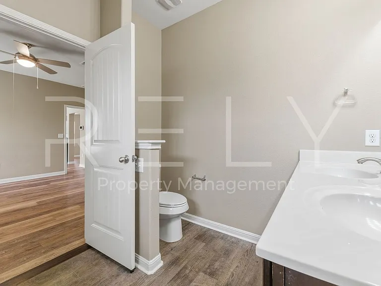 146 Leon River Loop — Photo 24