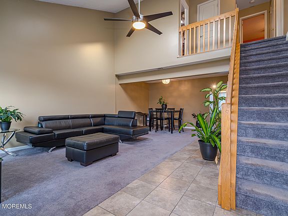 3rd image of 2206 Cedarview Drive