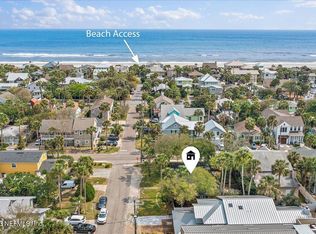 306 2nd St, Atlantic Beach, FL 32233