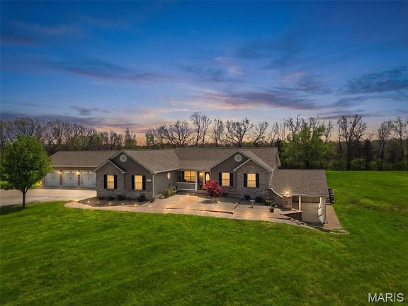 2nd image of 22146 Glen Ellen Ln