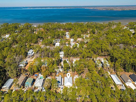 3rd image of 1175 E Point Washington Rd