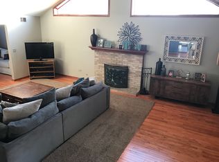 8524 Brandau Ct, Tinley Park, IL 60487