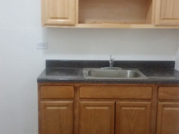 2nd image of 200 E 17th St APT 1B