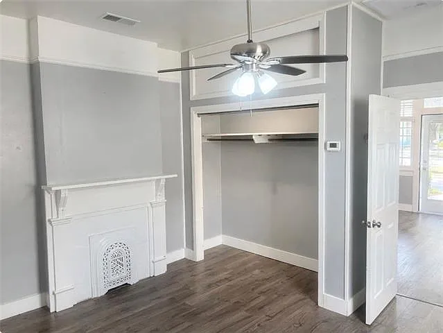 429 Chalmette St — Photo 7