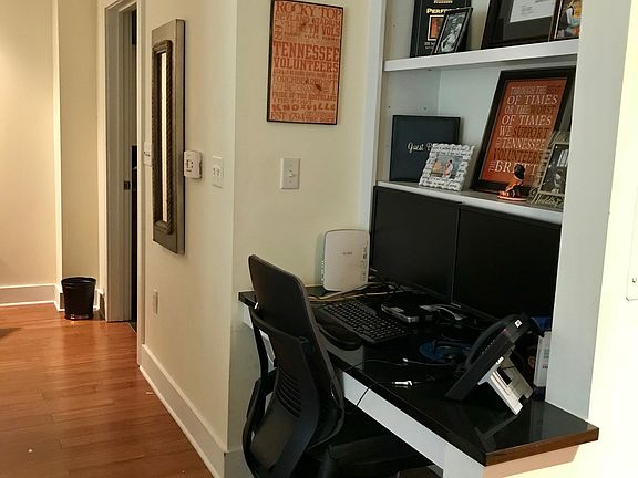 5th image of 129 Walnut St Unit 18