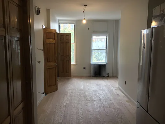 Rented by Francis Castoria LREB | media 11