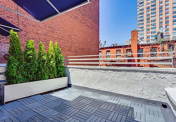 2nd image of 351 W 48th St #4A