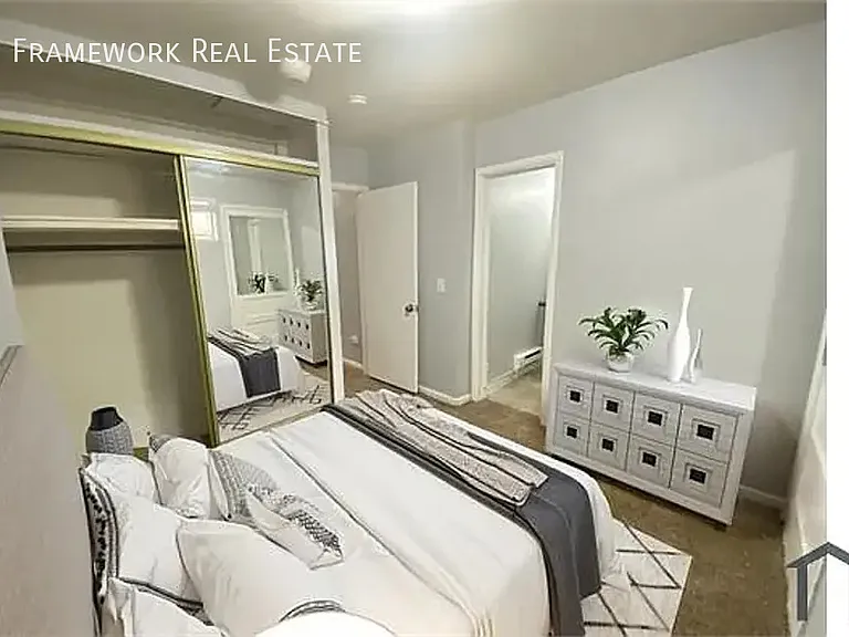 1356-1376 Zephyr St #1376 — Photo 2