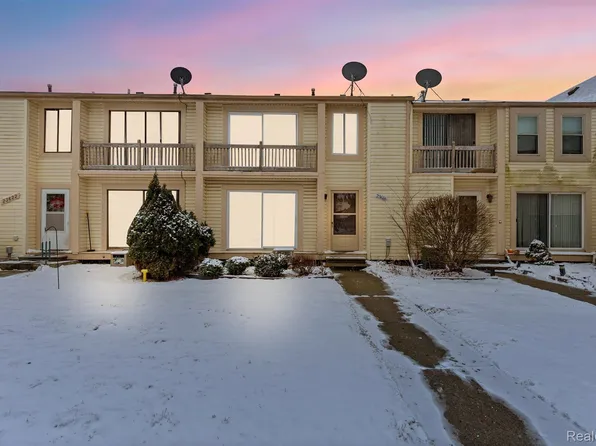 23616 Marlborough Dr, Clinton Township, MI 48036