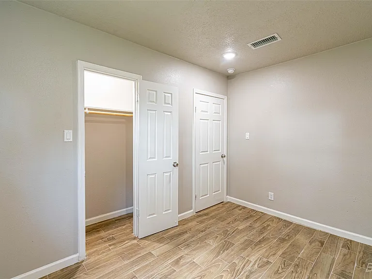3818 Blodgett St — Photo 25