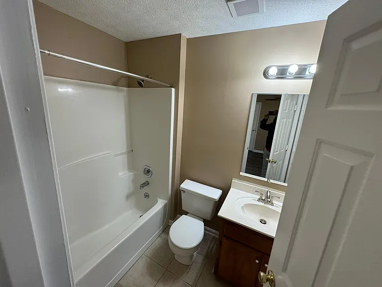612 N Stonegate Dr — Photo 14