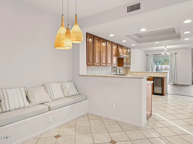 20802 Grayhawk Dr #1002 — Photo 9