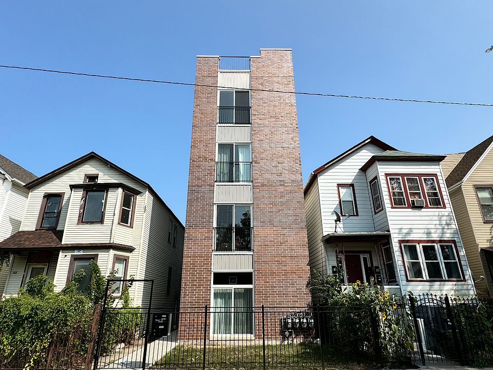 1st image of 1626 N Spaulding Ave Unit 2