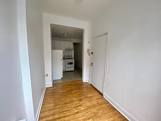 Rented by Compass | media 6