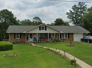 6416 Newcastle Rd, Fayetteville, NC 28303