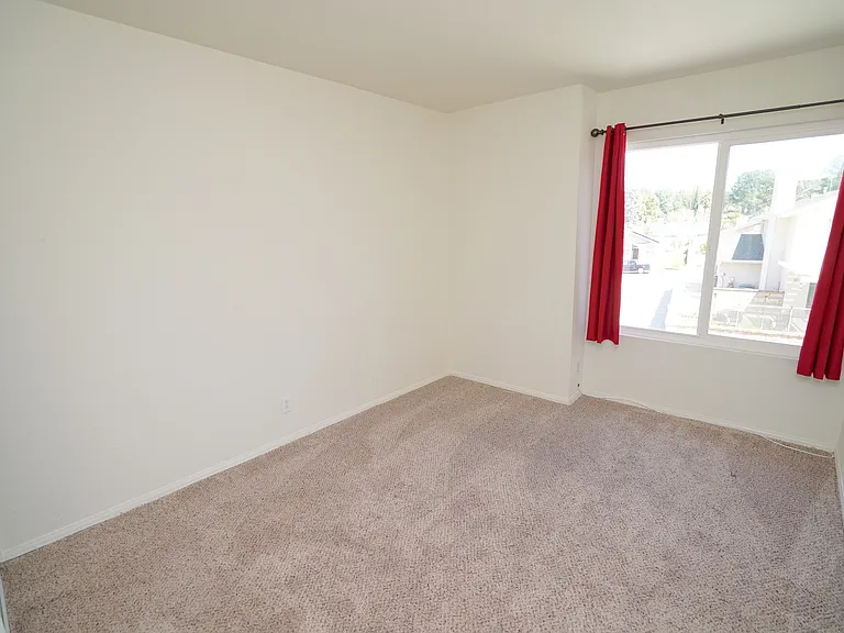 27727 Spandau Dr — Photo 13