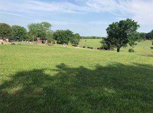 Hammons Ave, Berryville, AR 72616