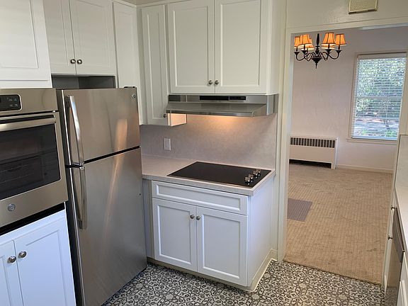 5th image of 147 Arroyo Ct