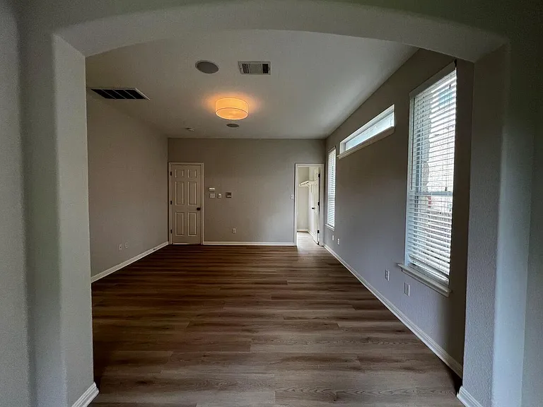 12513 Palfrey Dr — Photo 35