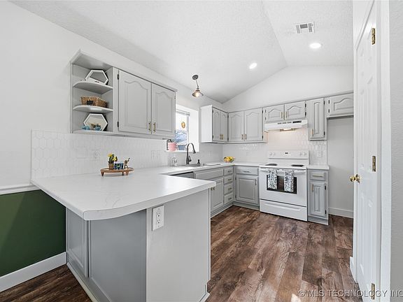 4th image of 6312 S Date Ave