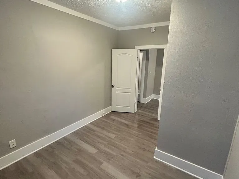 1126 Jennette Avenue NW — Photo 9