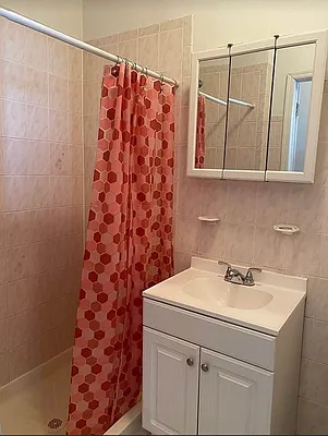 Rented by Native Real Estate LLC | media 9