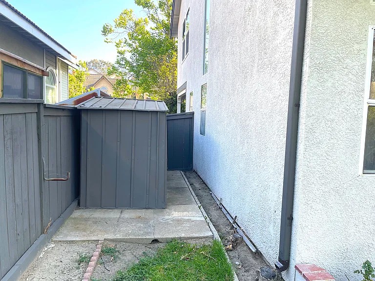 2985 Amber Dr — Photo 28