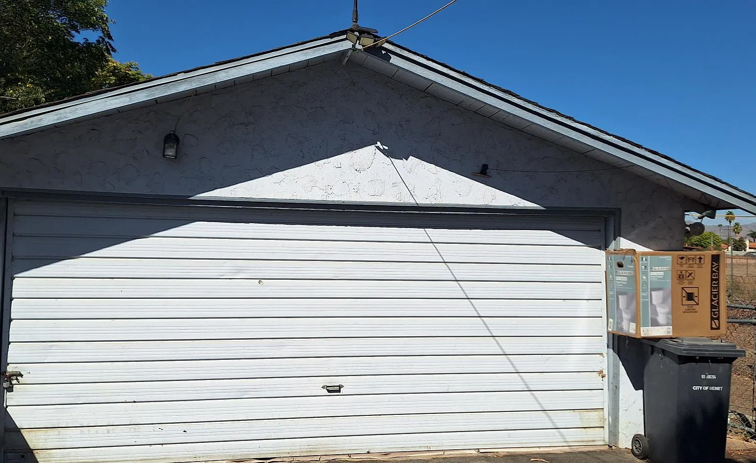 2 bed, 900 sqft, $2,000 — Photo 2
