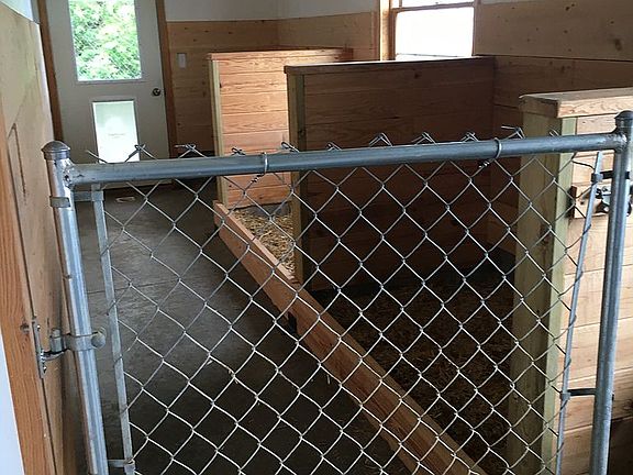 Heated Kennel