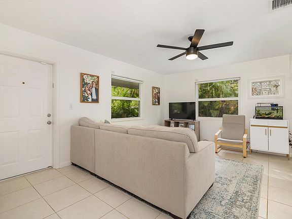 5th image of 1013 Upland Road