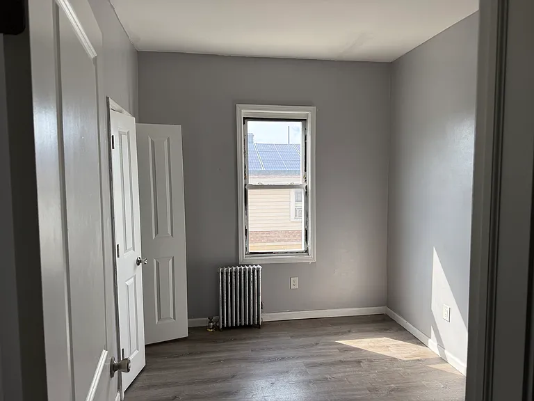 434 Allen St #2 — Photo 15