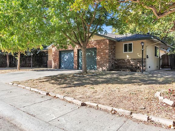 2nd image of 1309 Topaz Way
